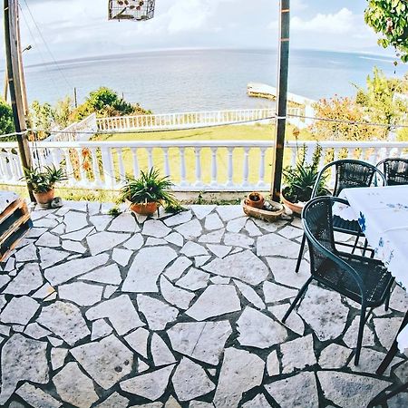 Villa Galanis By The Sea Niforeika Esterno foto