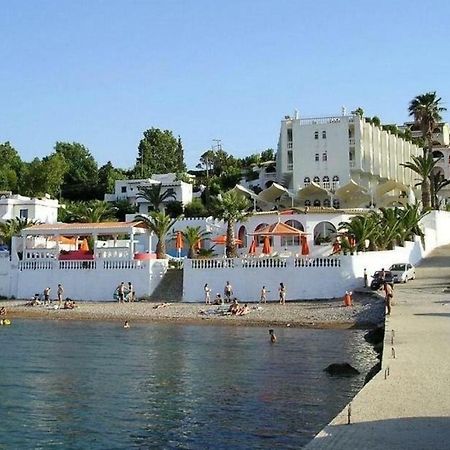 Villa Galanis By The Sea Niforeika Esterno foto